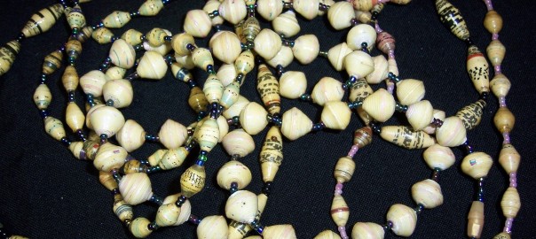 15  Ugandan Paper Bead Necklace - Creme